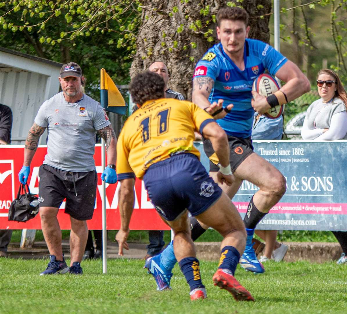 Garry Jones has the ball for Canterbury Rugby Club in their weekend 36-35 loss at Henley. Picture: Phillipa Hilton