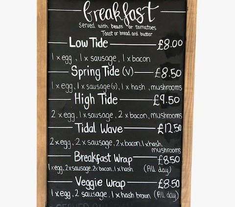 Breakfast is served with a tidal theme, depending on your appetite