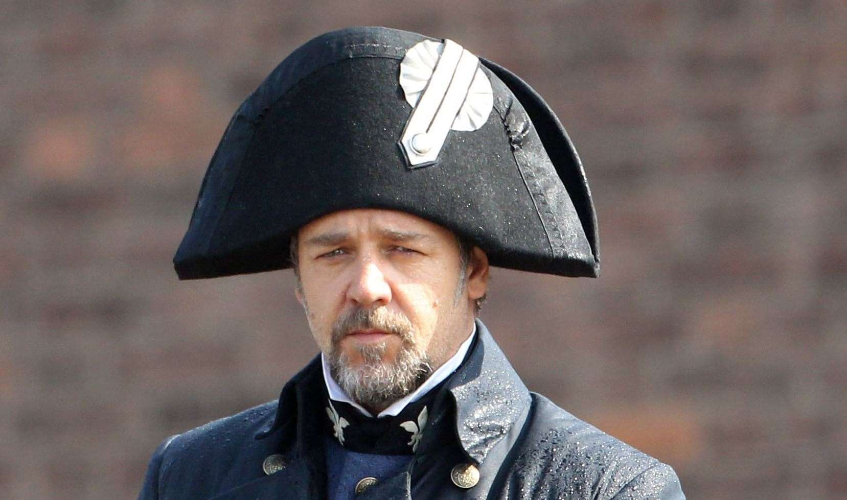 Russell Crowe was taking a break from filming at Chatham Dockyard