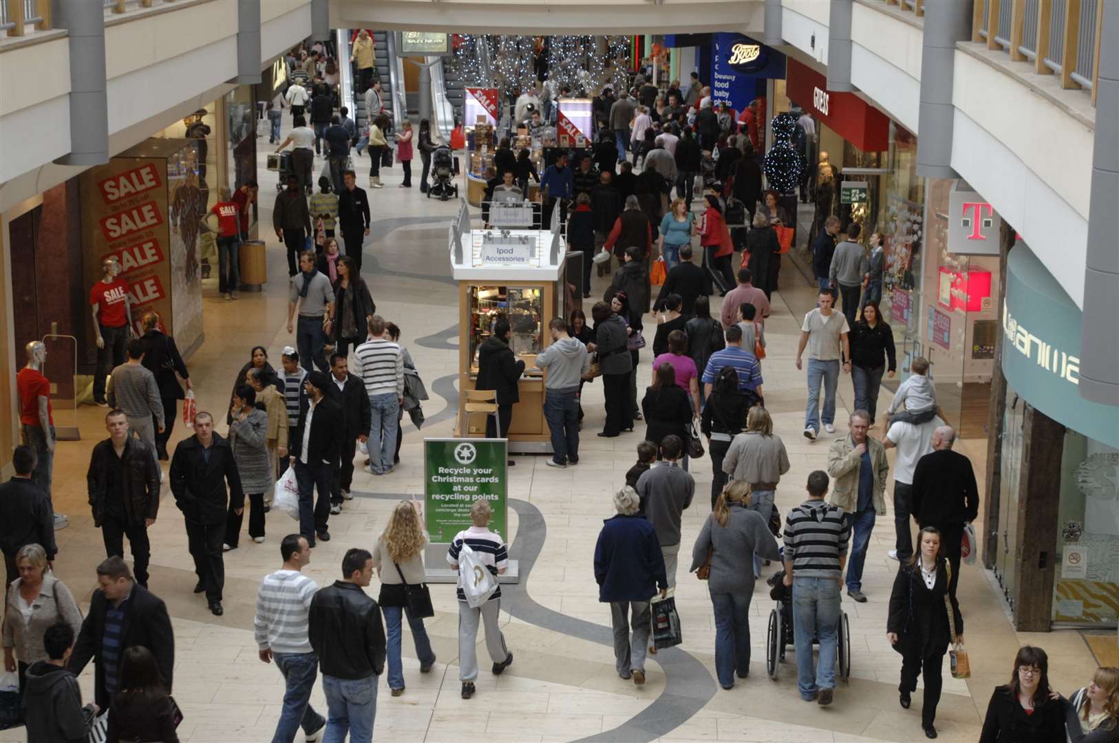 Post Christmas sales at Bluewater in 2007. Picture: Matthew Reading