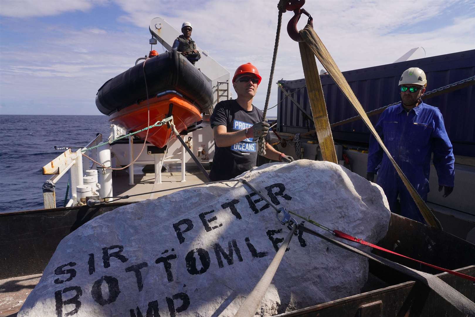 Greenpeace Drops Boulders Onto Seabed To Block Destructive Fishing