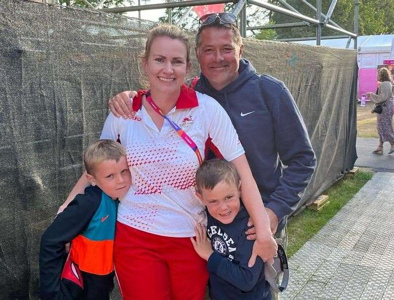 Kent bowler Sian Honnor alongside family - excluding her two-year-old daughter - at the 2022 Commonwealth Games in Birmingham