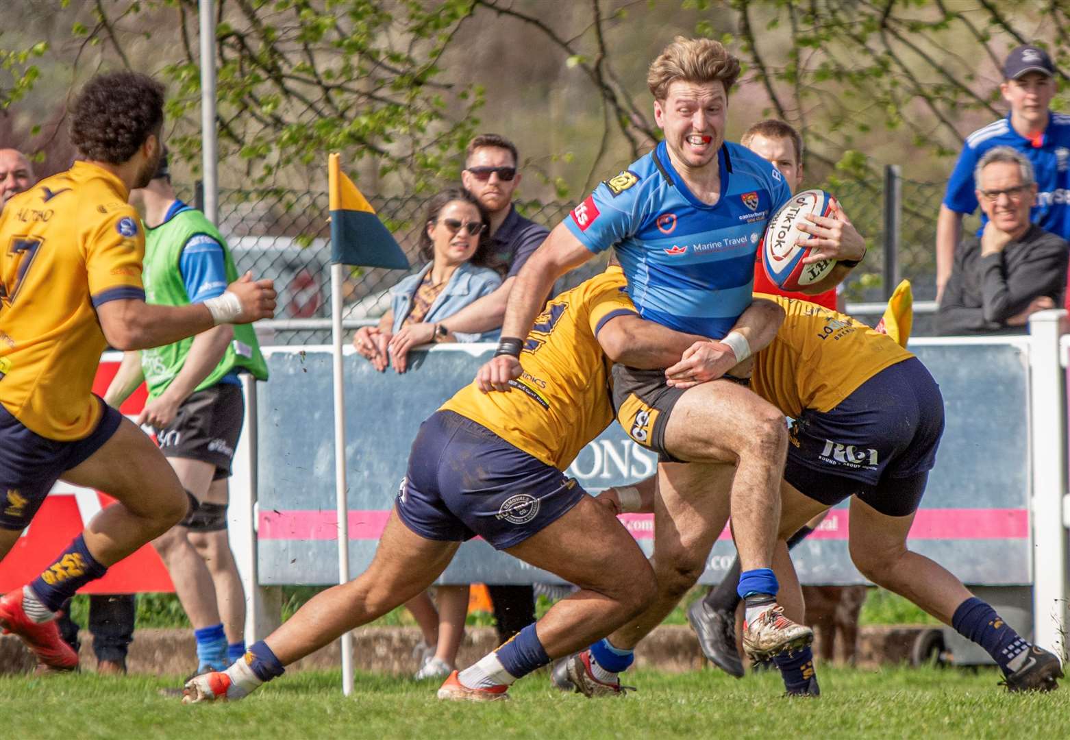 Alfie Orris stands his ground for Canterbury. Picture: Phillipa Hilton