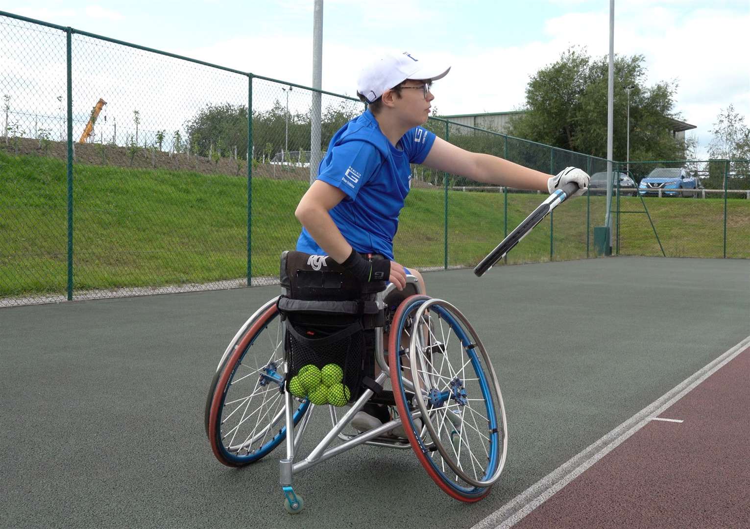 Wheelchair tennis player Ellen Tribley in action