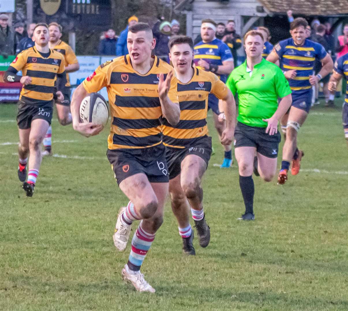 Frank Morgan in full flight for Canterbury against Worthing in the city club’s 36-33 win on Saturday. Picture: Phillipa Hilton