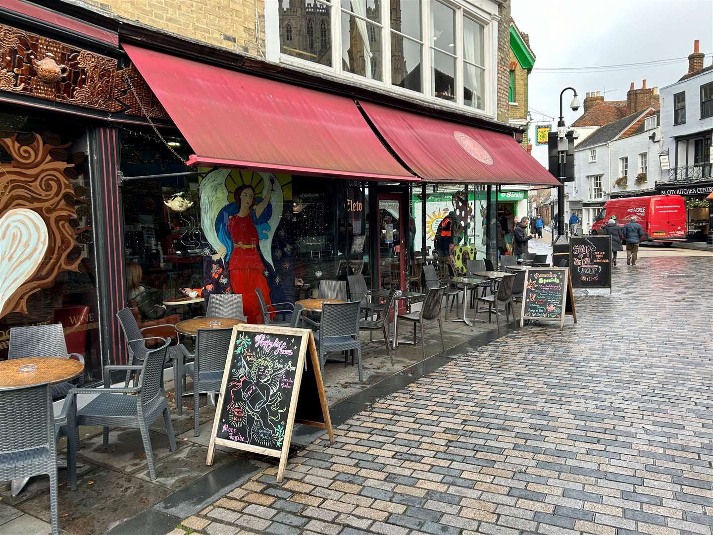 The Eleto Chocolate Cafe in Canterbury remains open under new ownership despite the closure of the Folkestone branch