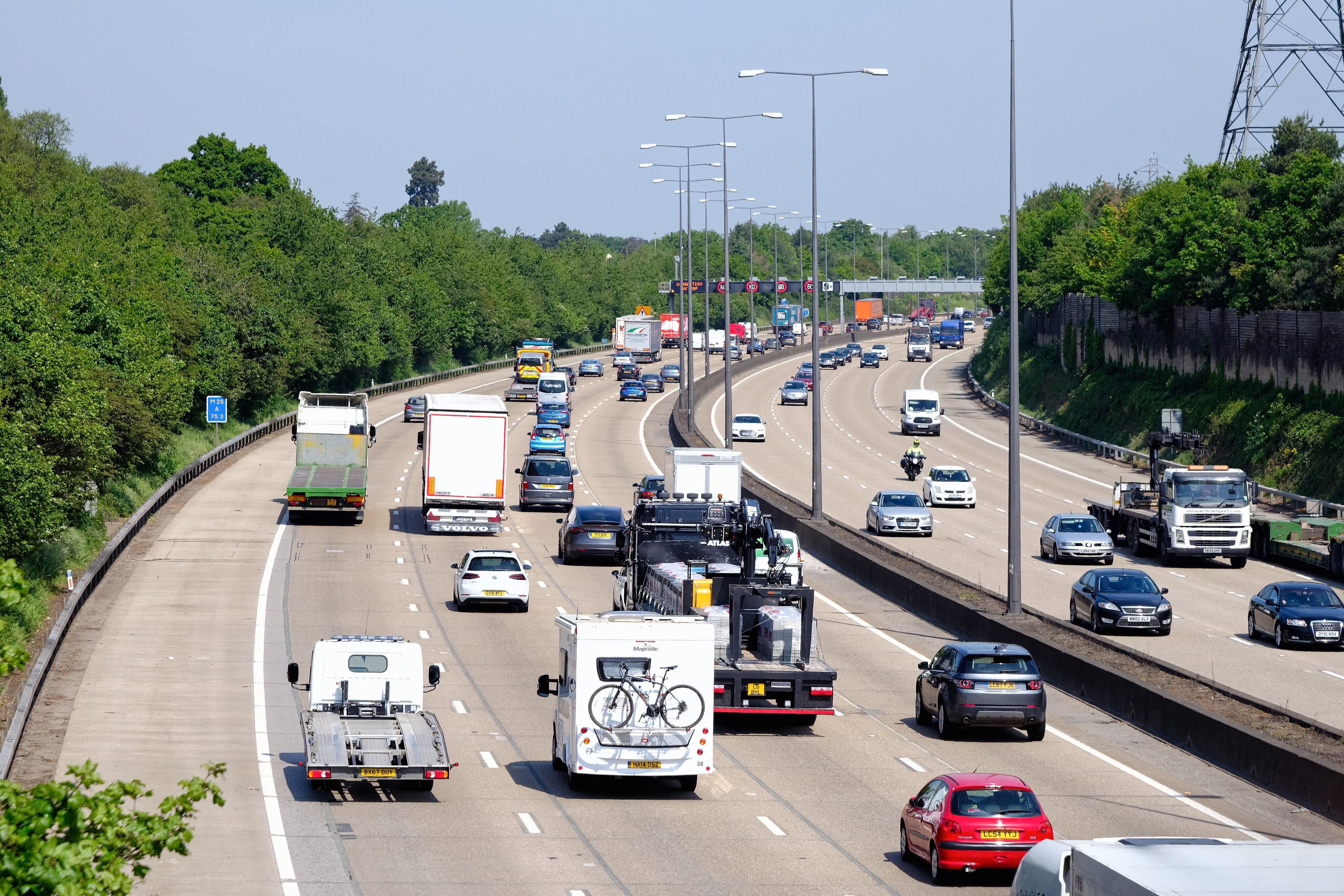 First planned M25 daytime closure to cause long delays