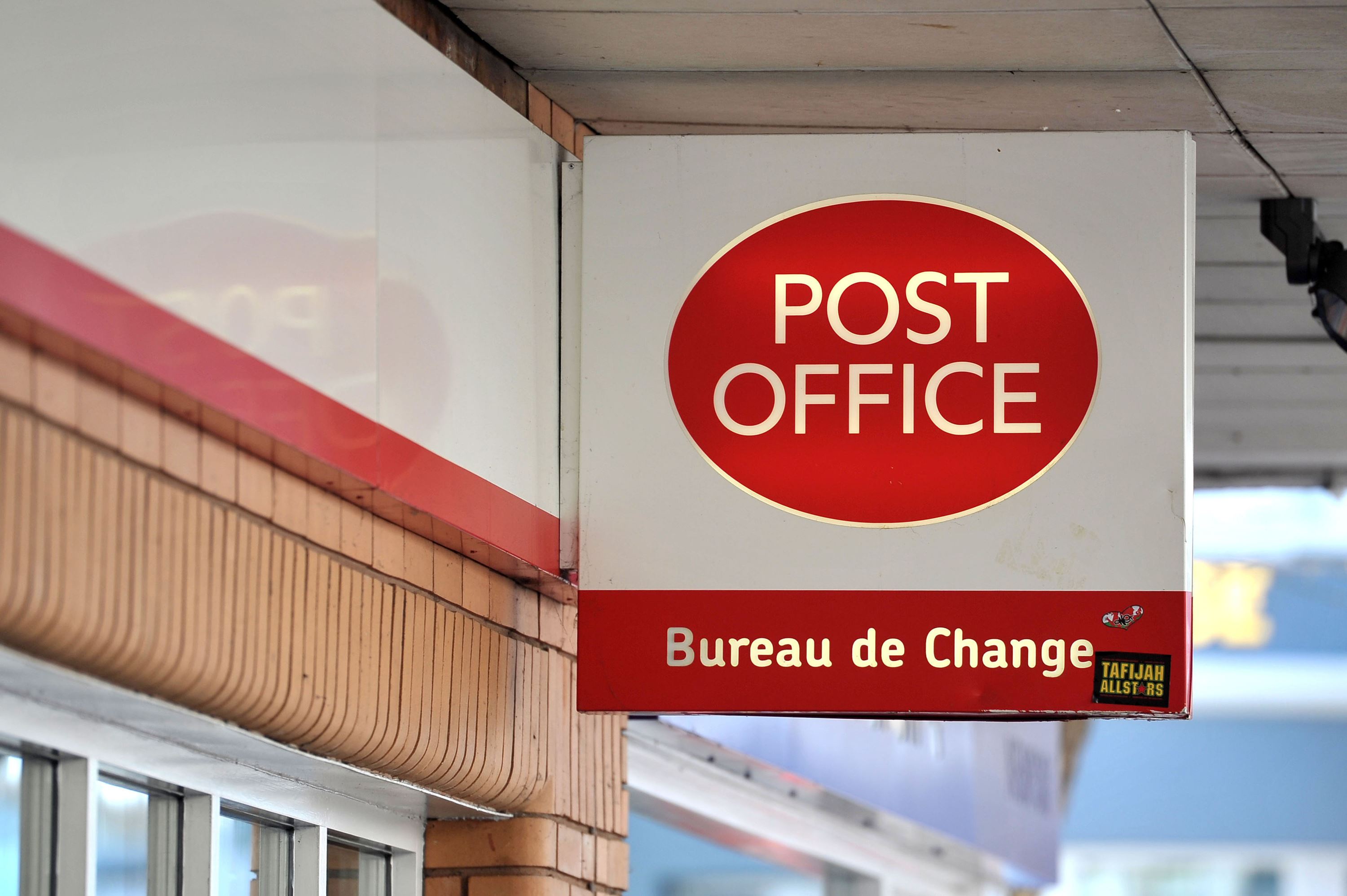 post-office-workers-to-strike-over-pay