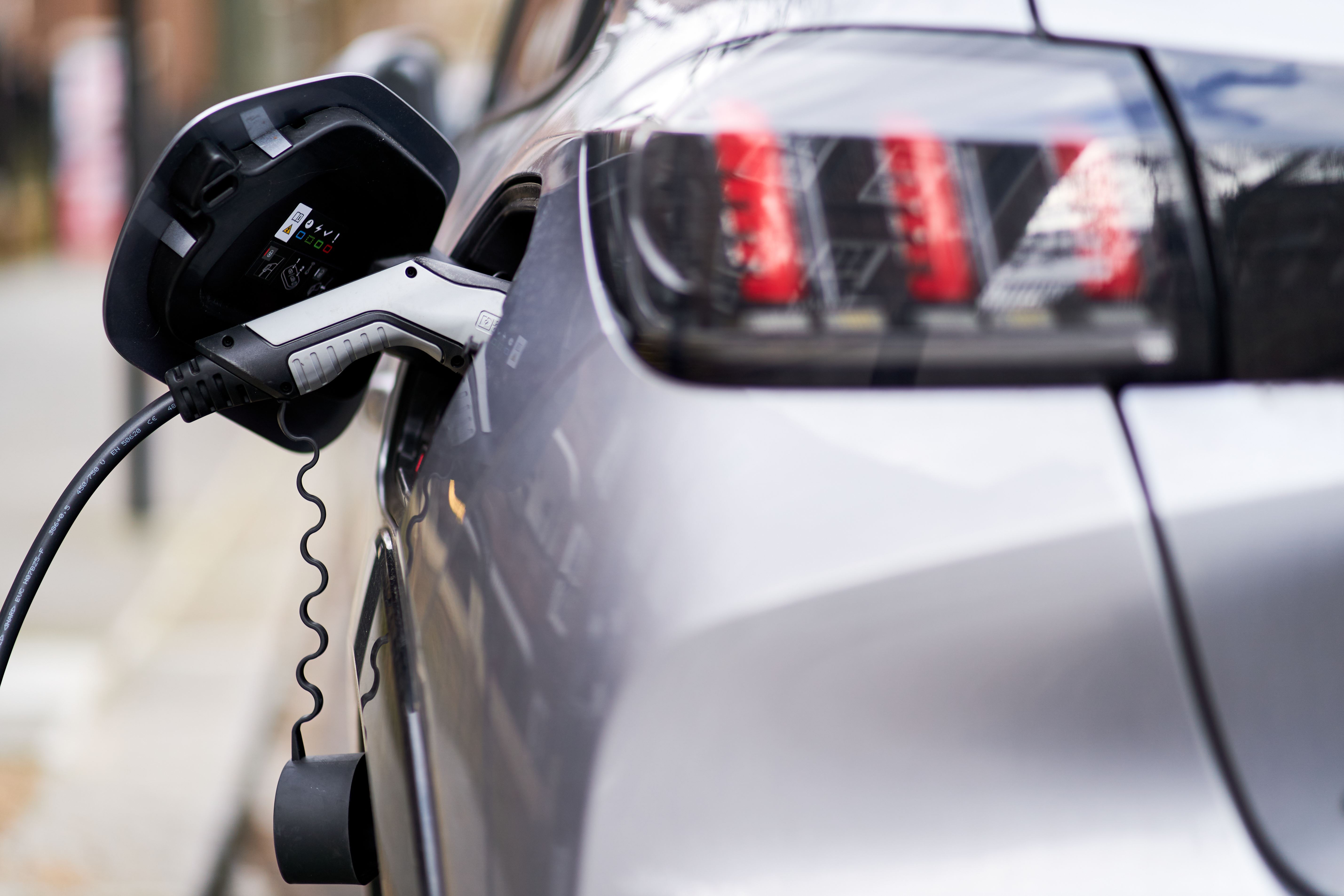 Boost for electric vehicle network as county to install 10,000 chargers