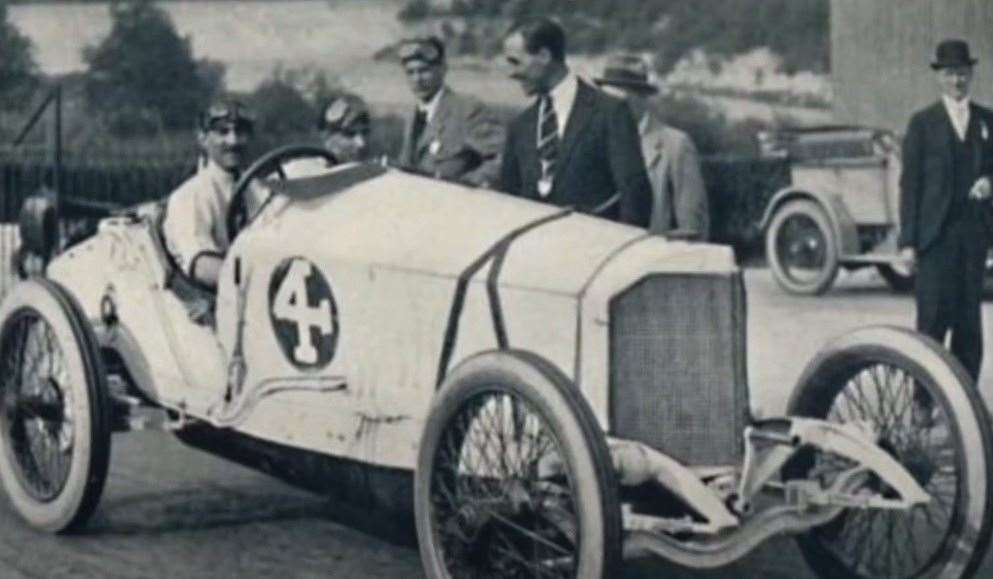 Count Louis Zborowski at the wheel