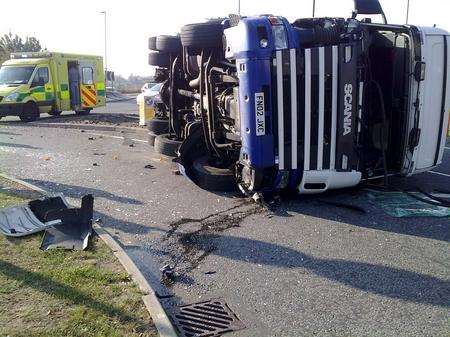 Banana lorry overturns at Strood