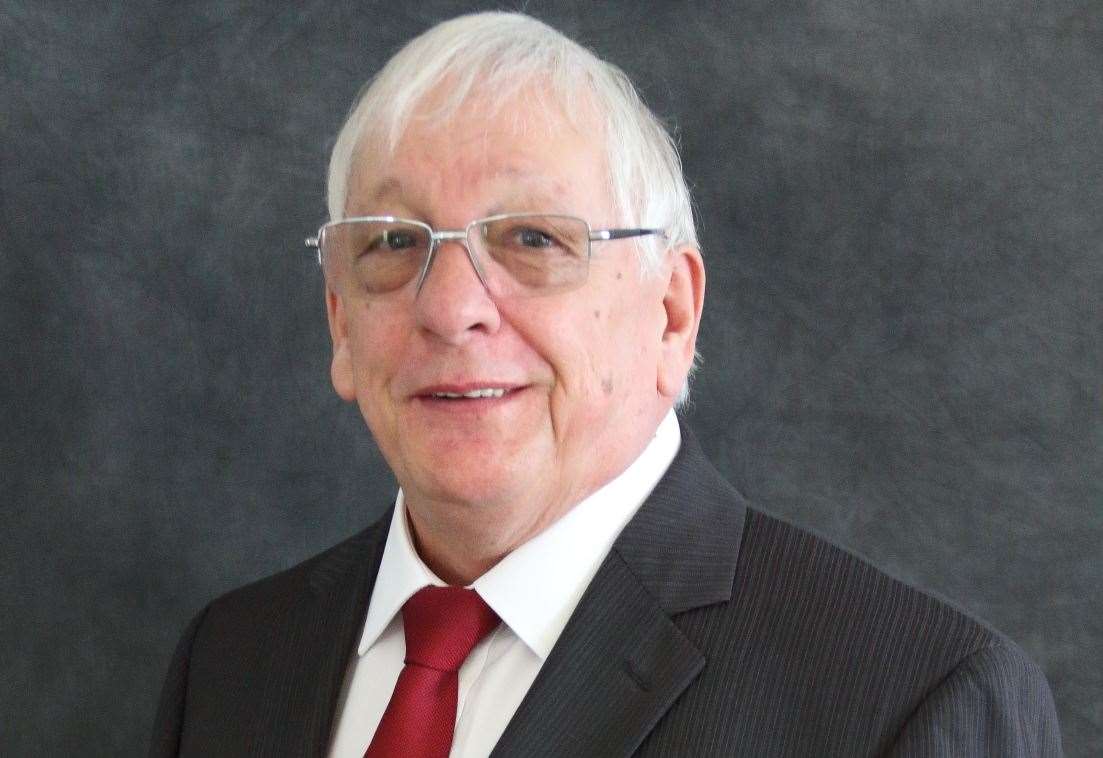 tributes-paid-to-gravesham-councillor