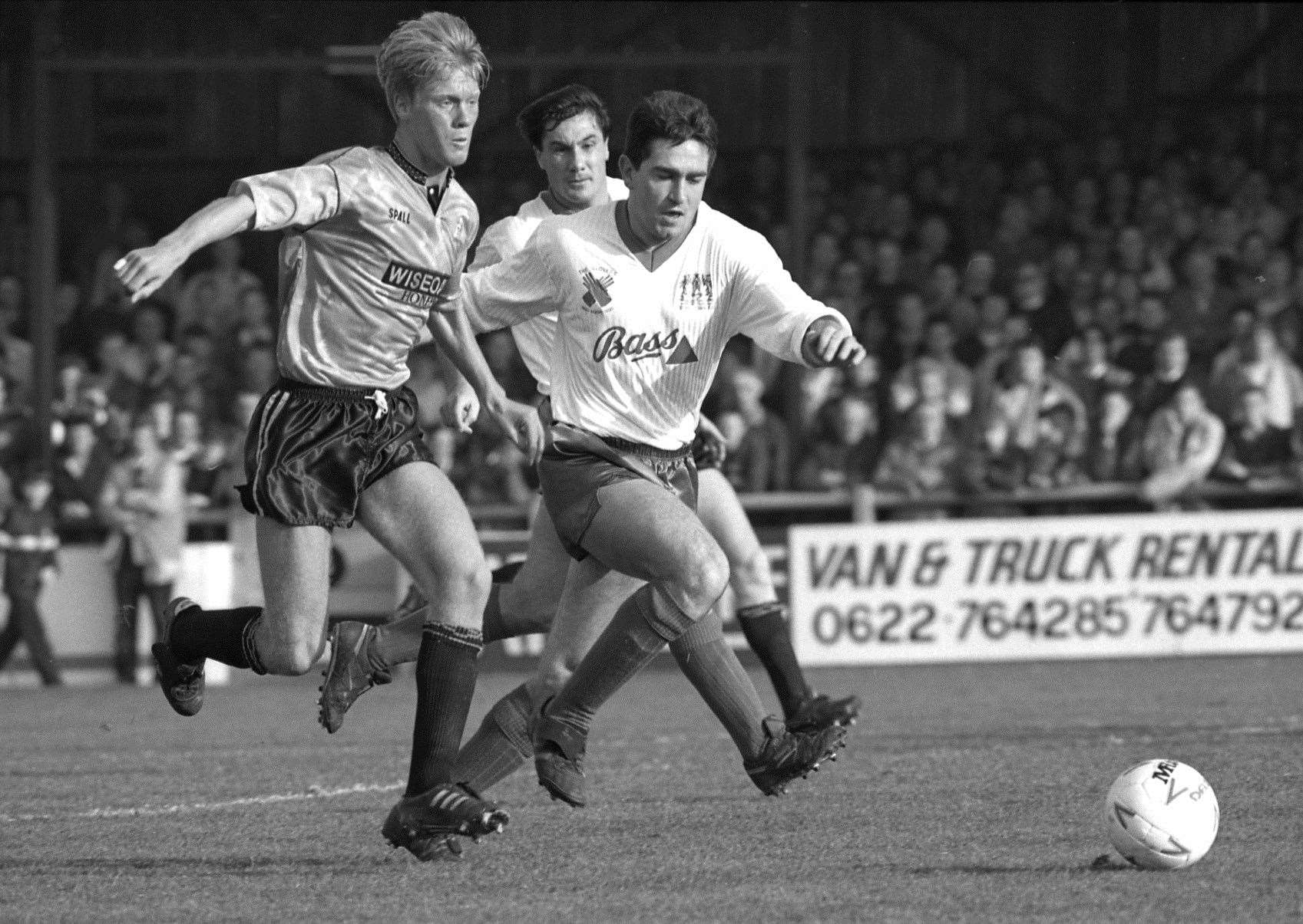 Warren Barton in FA Cup action for Maidstone against Yeovil in 1989 Picture: Barry Hollis