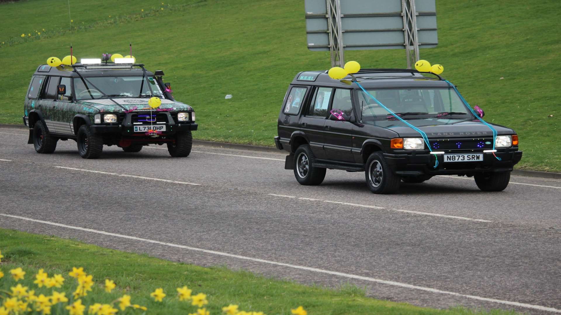 More vehicles in the Barry Chessell convoy