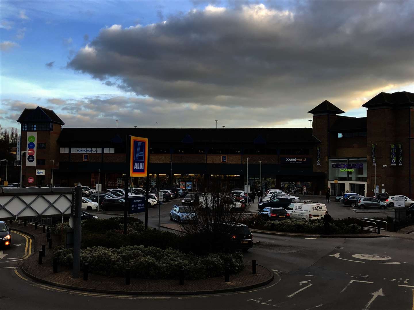 The Aldi supermarket (1240012)