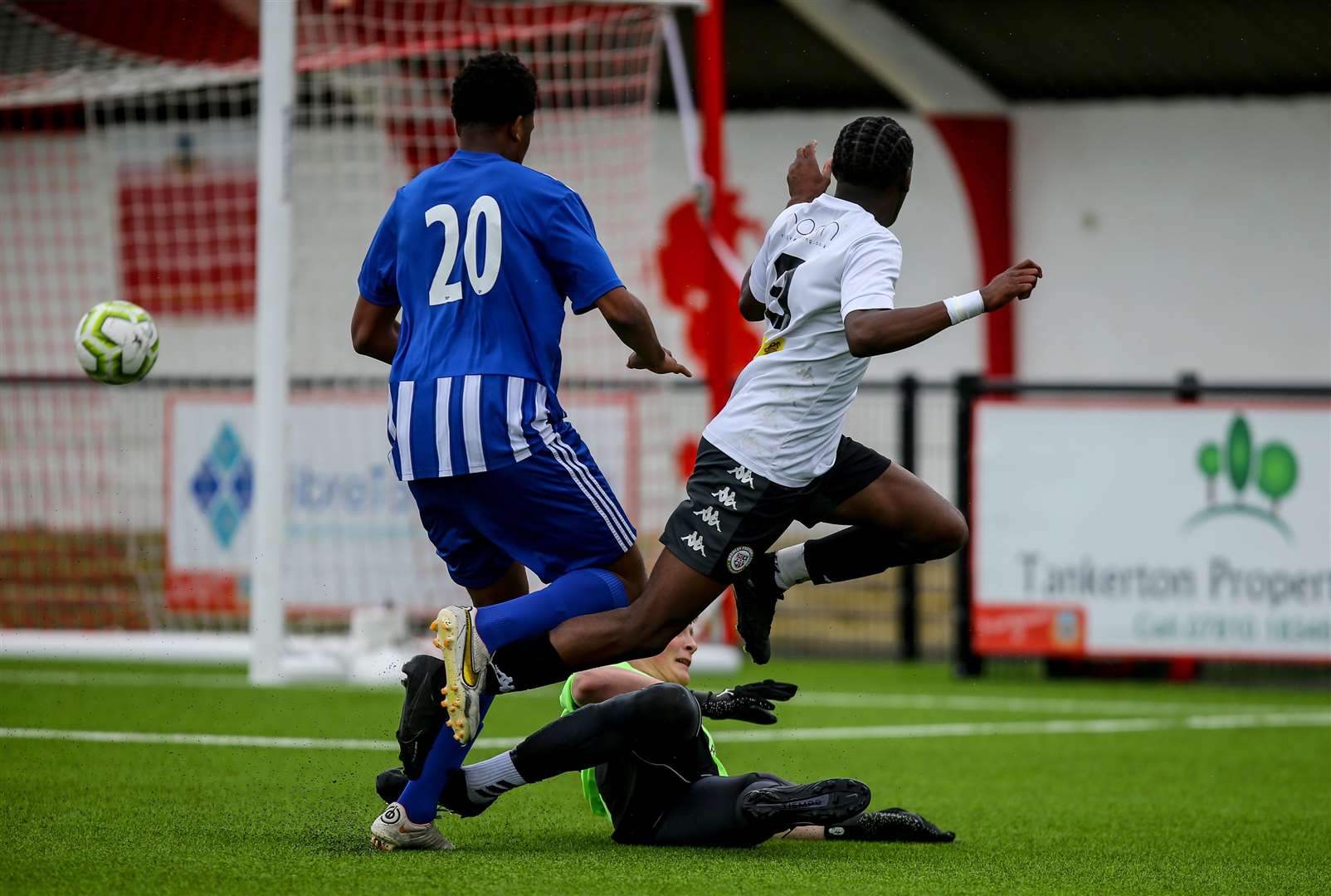 Bromley equalise against Metrogas through Tolu Idowu. Picture: Matt Bristow