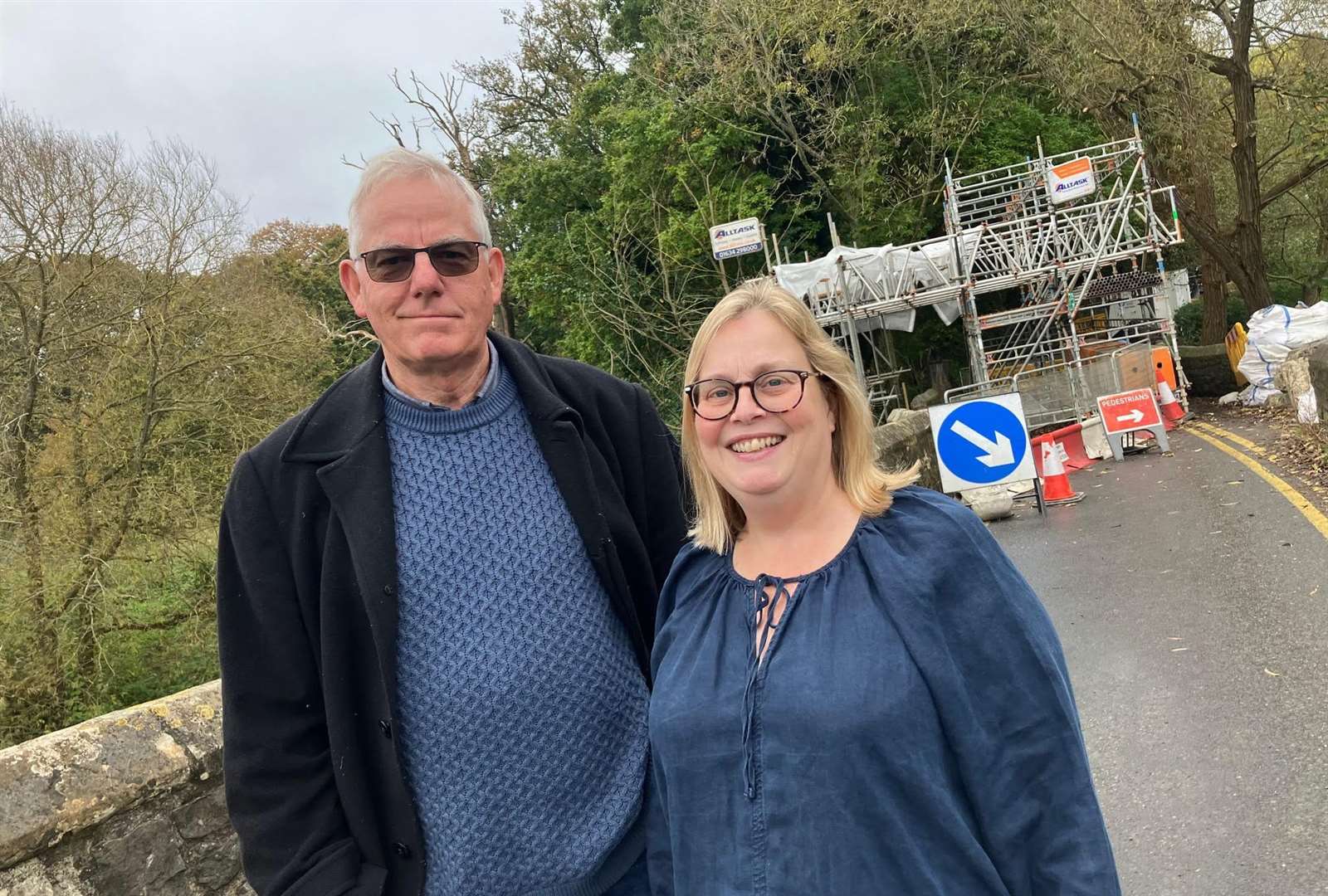 Cllrs Simon Webb and Sarah Hudson on Teston Bridge