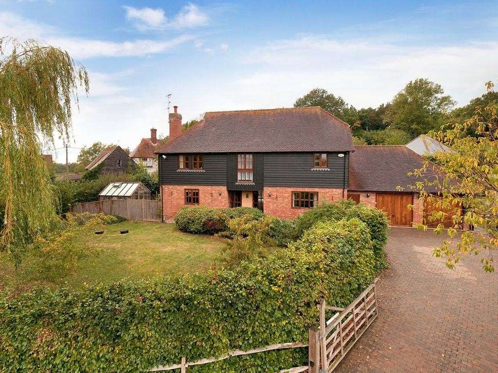 Charlton Place Barn sold last year for just shy of £1M. Photo: Zoopla