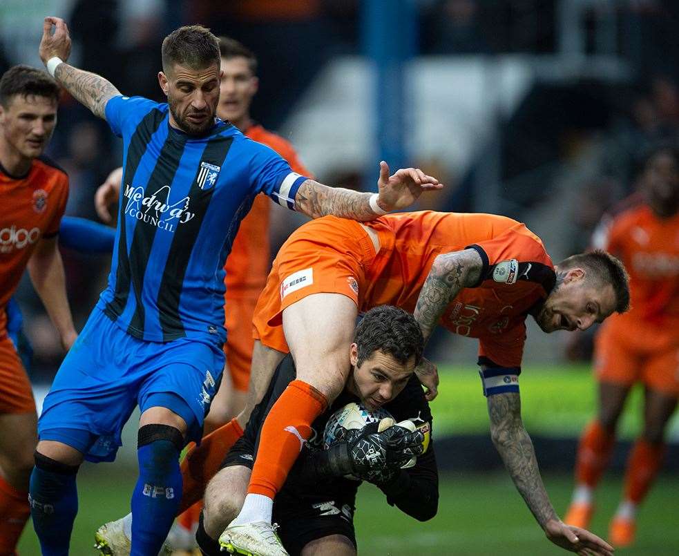 Luton Town vs Gillingham Picture: Ady Kerry (7823971)