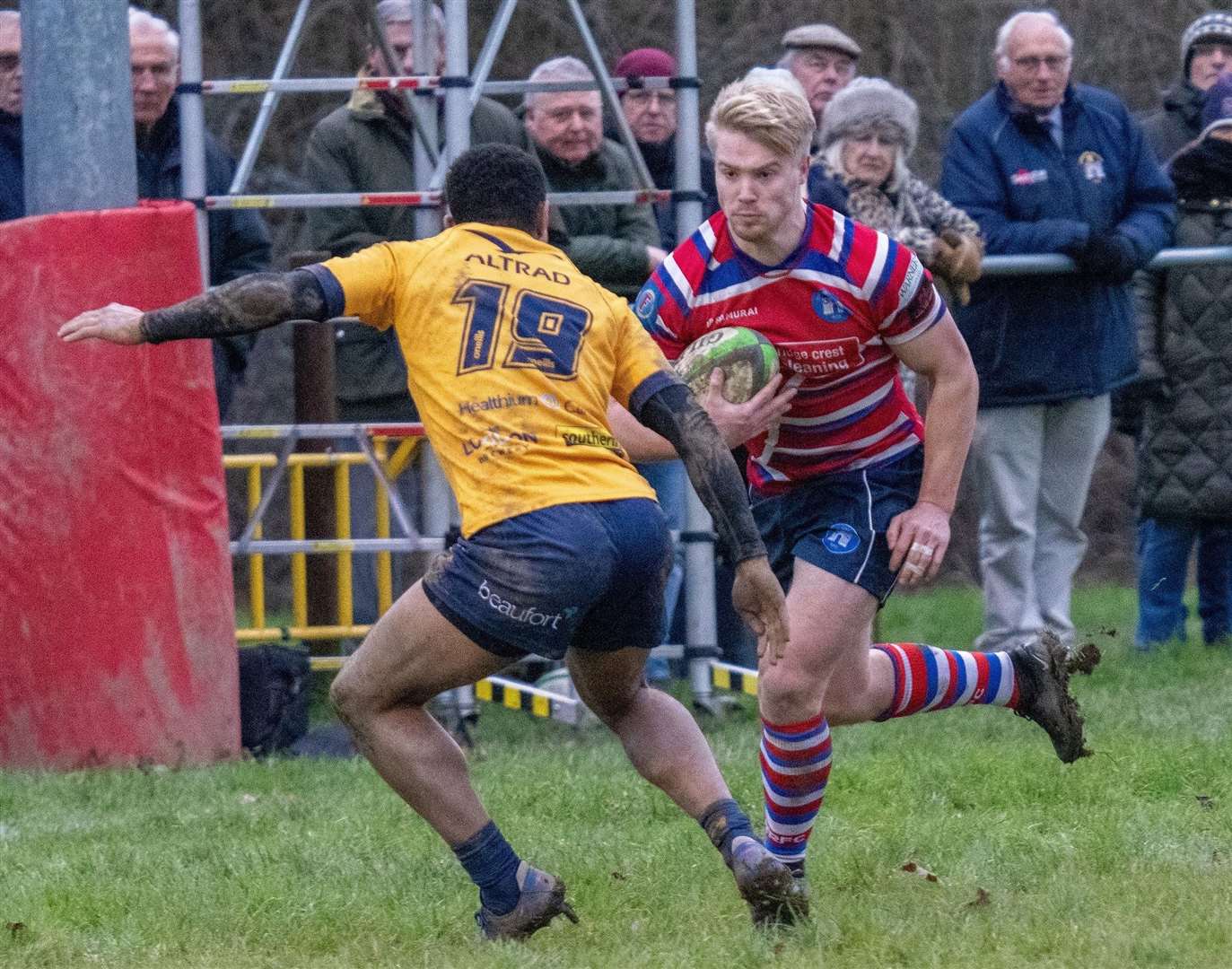 Tonbridge Juddians' Luke Talbot in full flight against Henley. Picture: Karl Lincoln