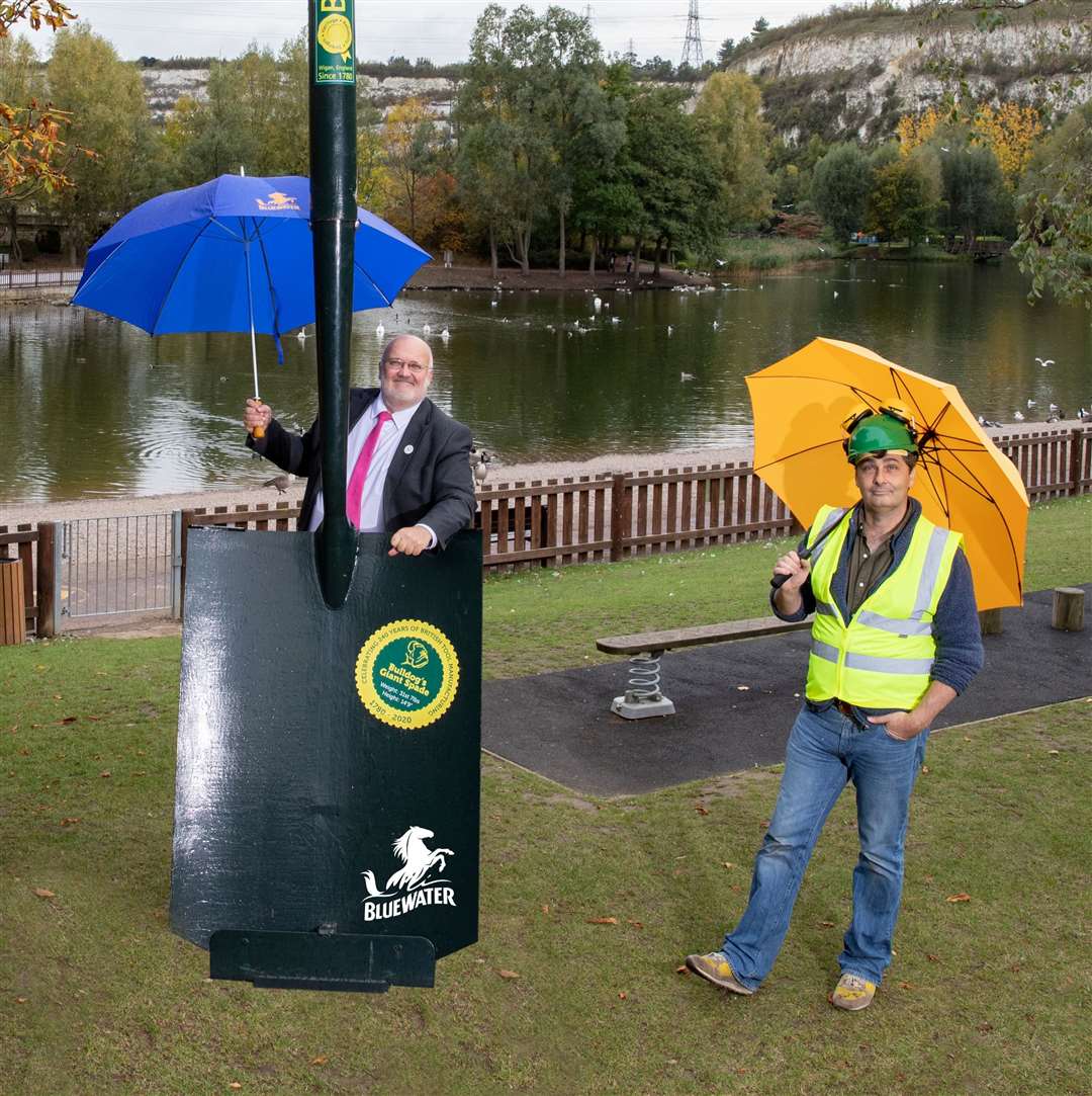 Dartford council leader Jeremy Kite, left, and Brian Phelps, Managing Director of Hangloose Adventure, right, at a previous groundbreaking event for Hangloose. Photo credit: James Gillham / StillMoving.net