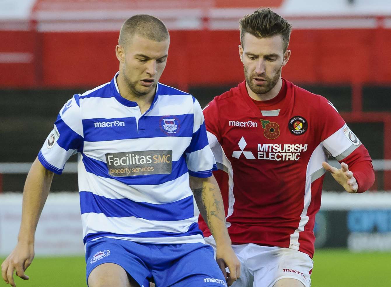 Luke Coulson playing against Ebbsfleet for Oxford City Picture: Andy Payton