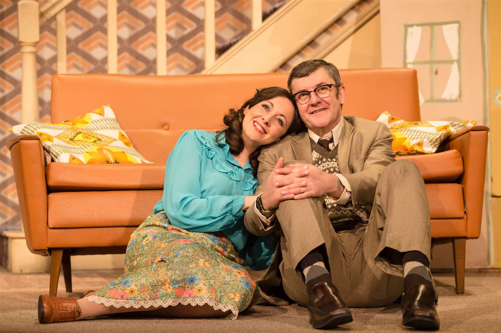 Sarah Earnshaw and Joe Pasquale in Some Mothers Do 'Ave 'Em