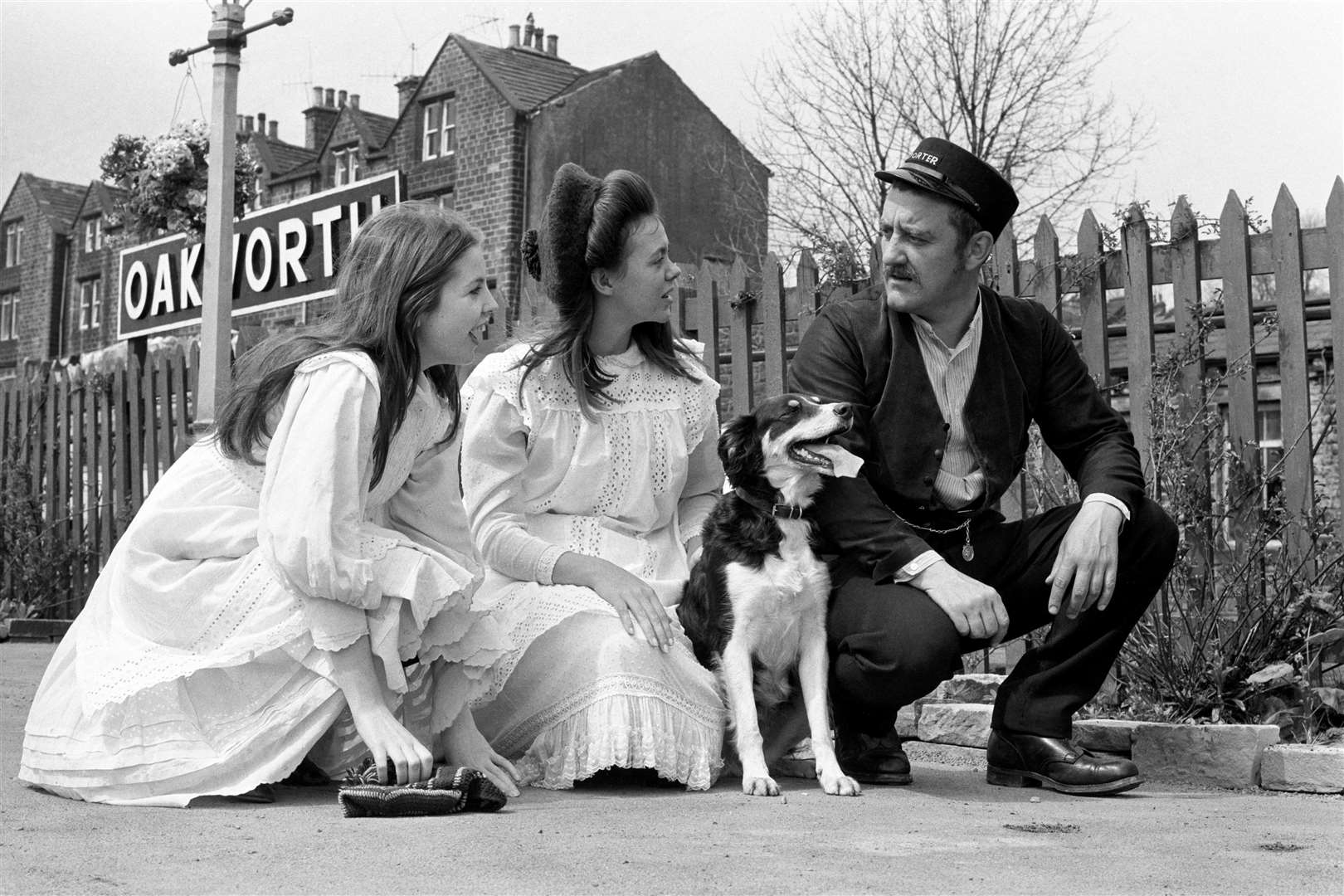 During the filming of The Railway Children with actresses, Sally Thomsett (left) and Jenny Agutter in 1970 (PA)