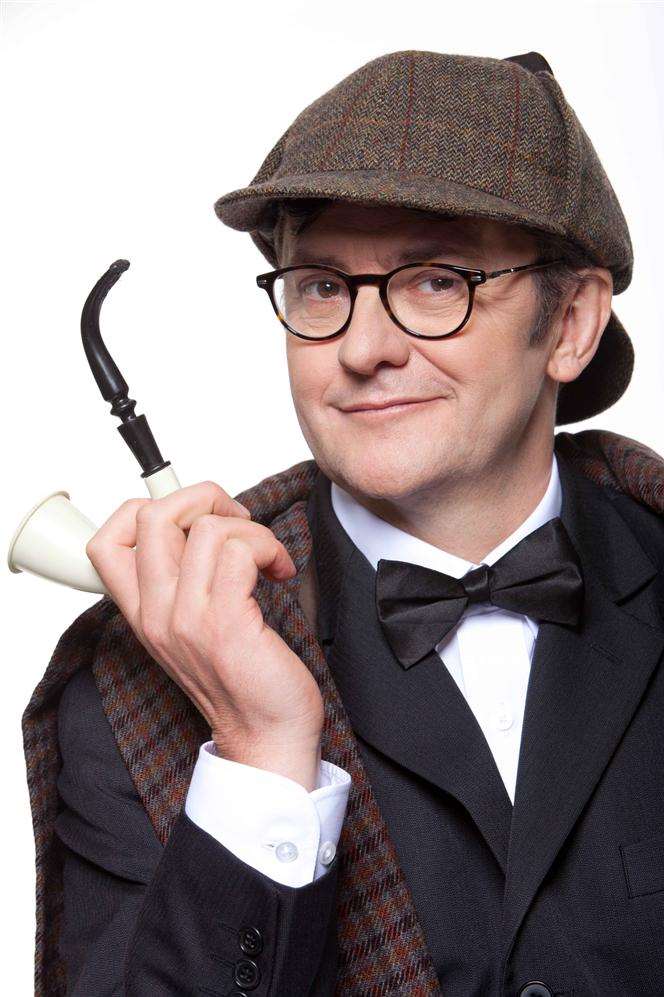 Joe Pasquale in Ha Ha Holmes!