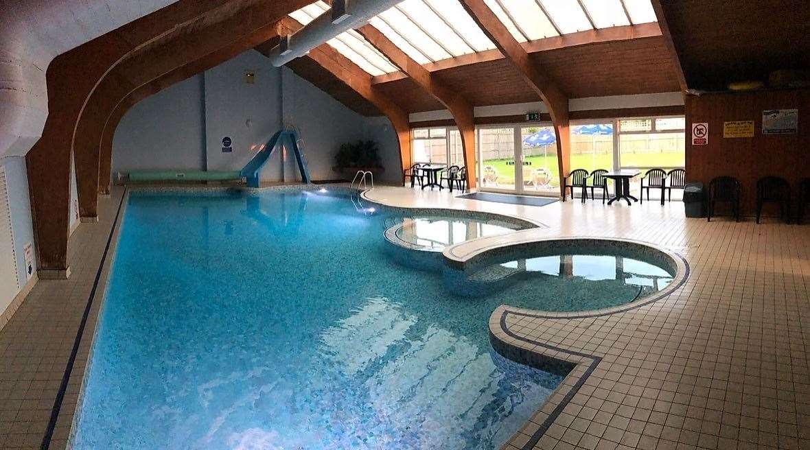 Empty: the swimming pool at Priory Hill Holiday Park, Wing Road, Leysdown