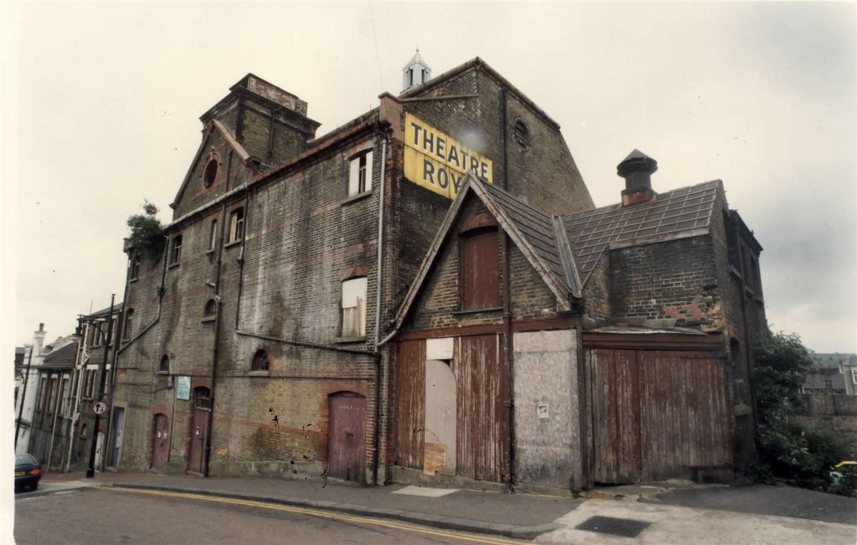 Members of the Theatre Royal Chatham Trust had aimed to save the building and started a campaign during the 1980s and 1990s but soon costs spiralled and had to abandon their plans