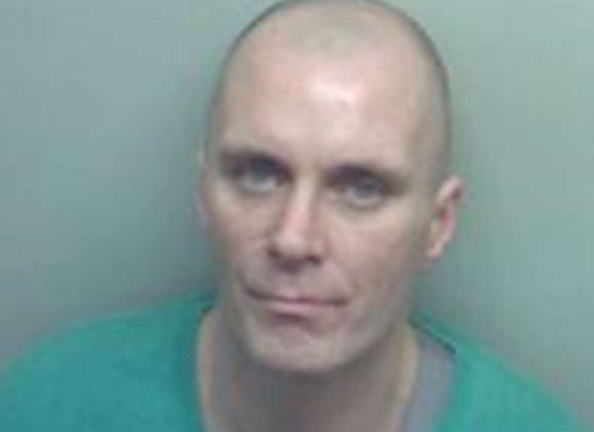 Tony Beaumont jailed for 10 years for stabbing fellow inmate in