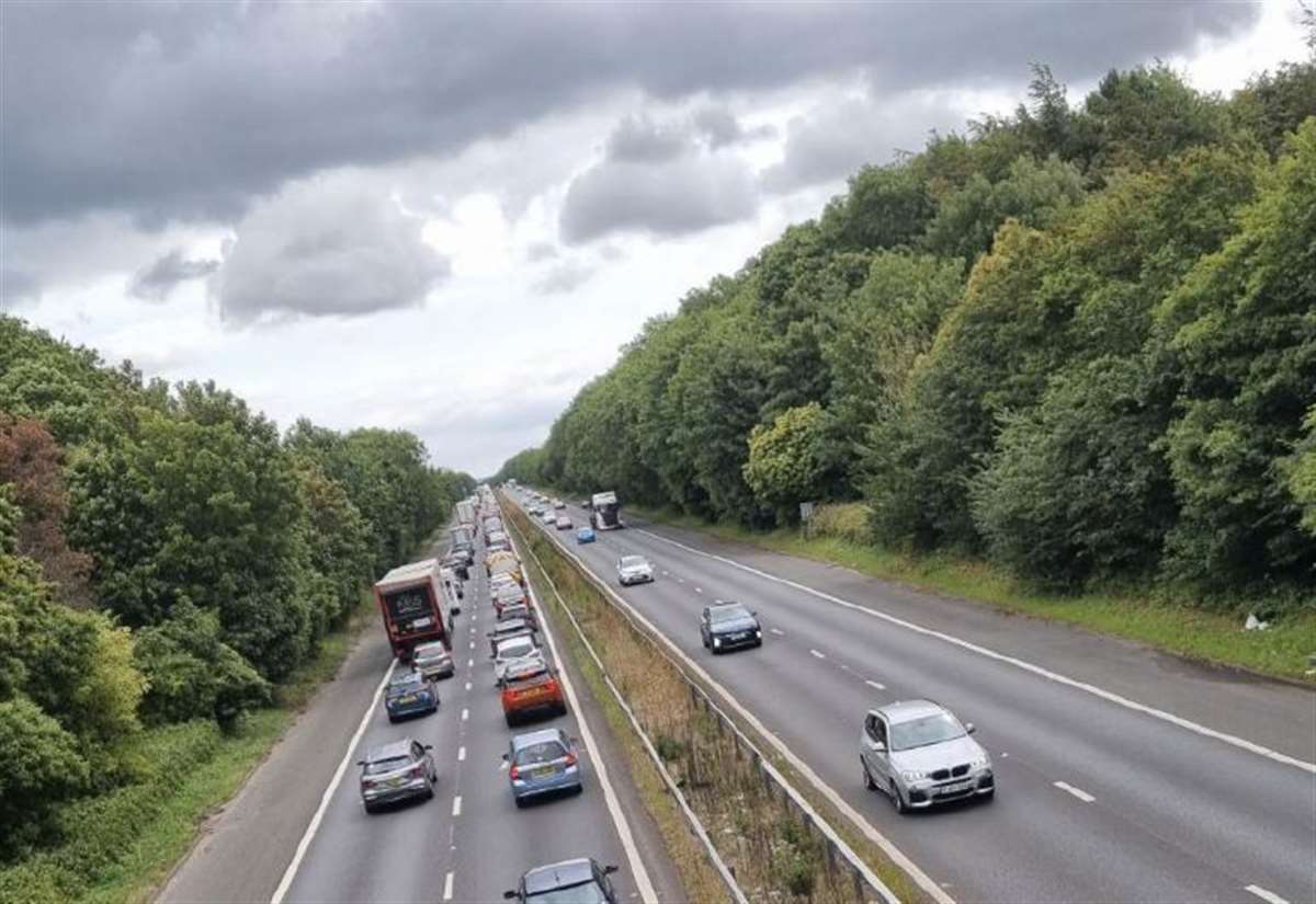 M2 closures between Gillingham and Brenley Corner Faversham