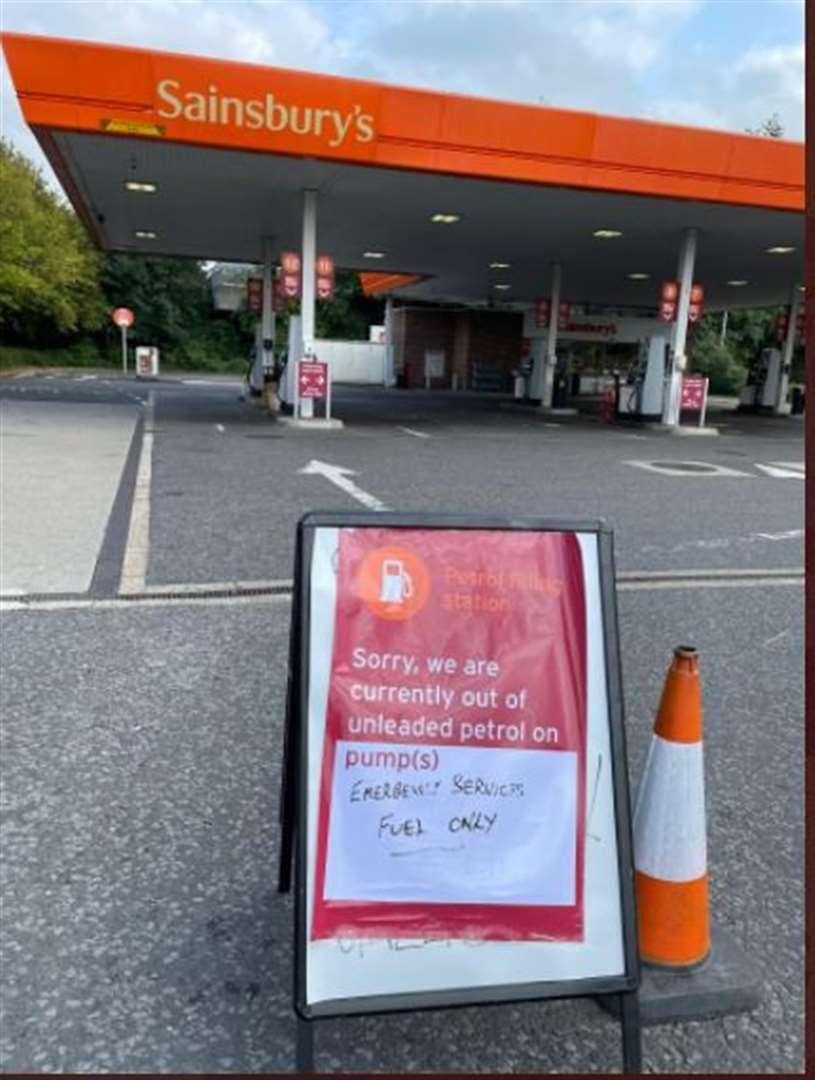 Sainsburys bike clearance pump