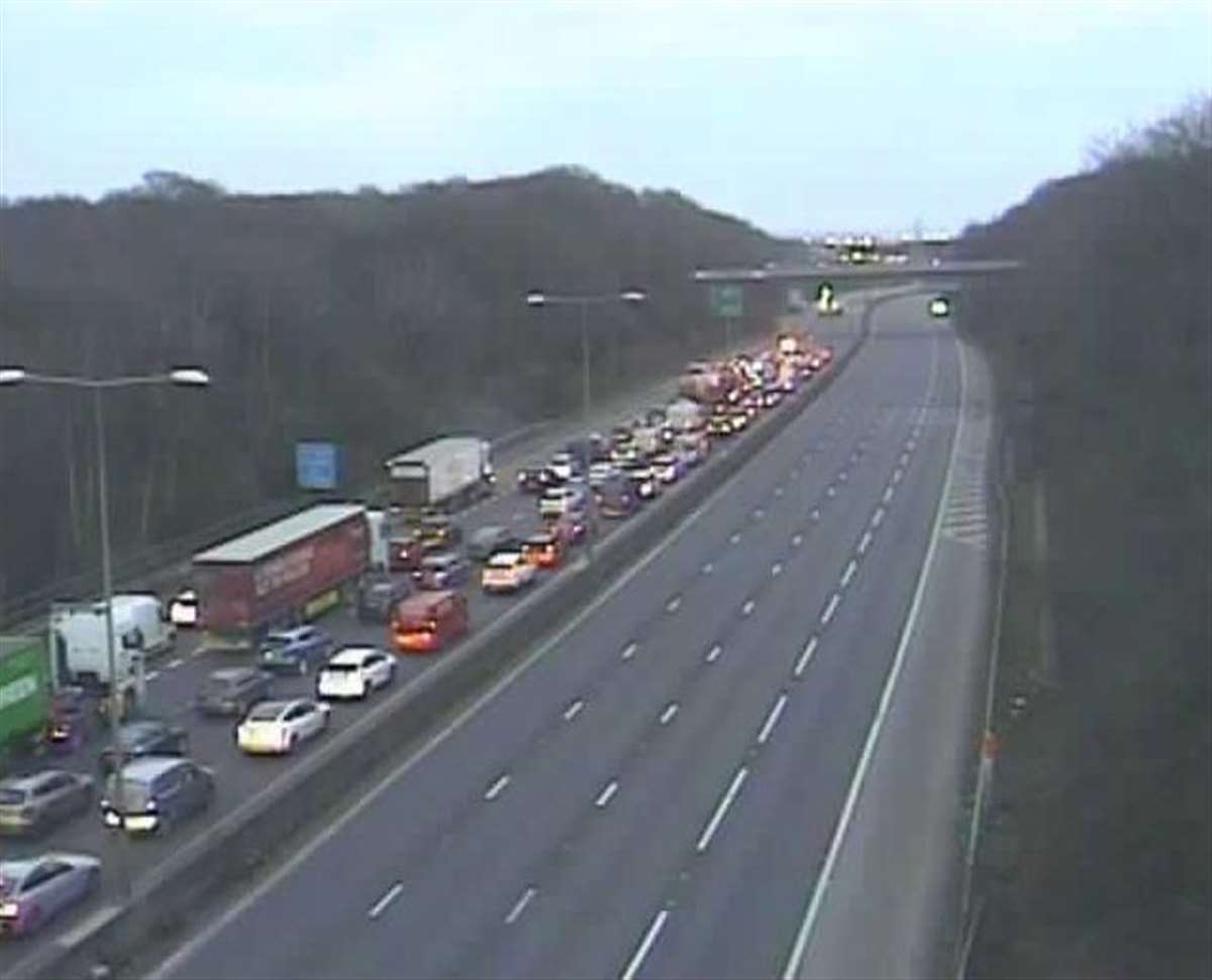 Huge queues as A2 partially closed between the M25 A282 and