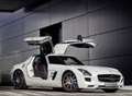 Mercedes adds to SLS range