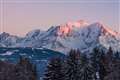 British and Argentine Falklands veterans unite to scale Mont Blanc