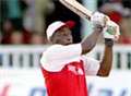 Sir Viv signs for Lashings