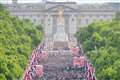 Partygoers soak up atmosphere ahead of Buckingham Palace concert