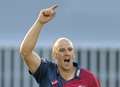 Tredwell wants to put Aussies in a spin