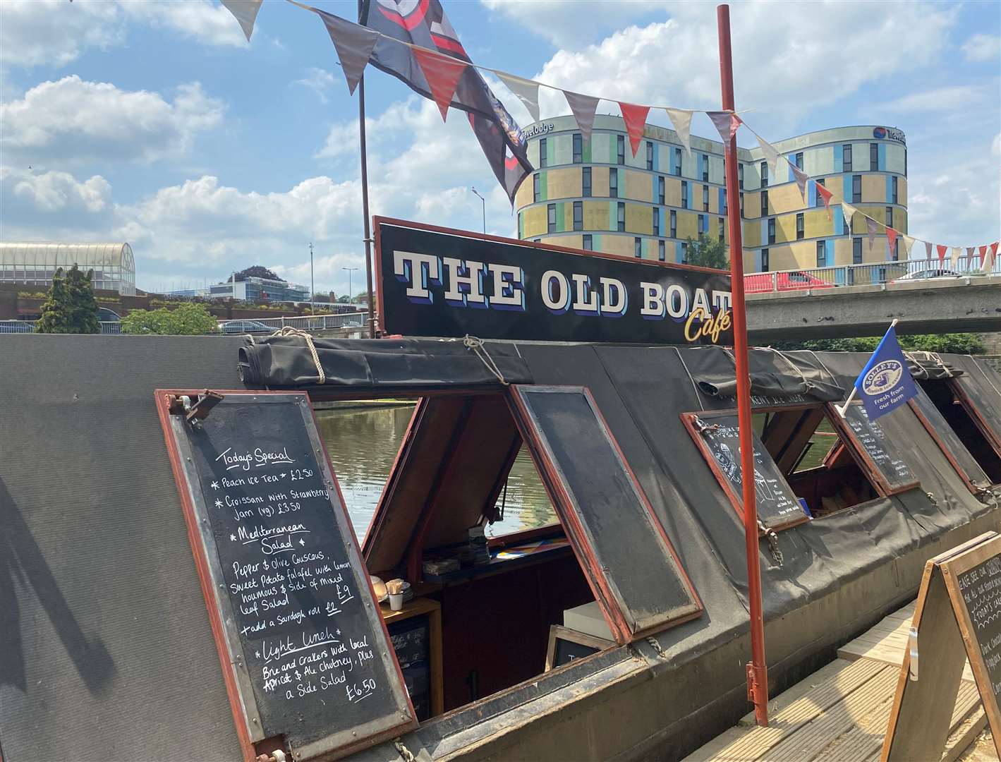 The boat looked glorious in the scorching sun