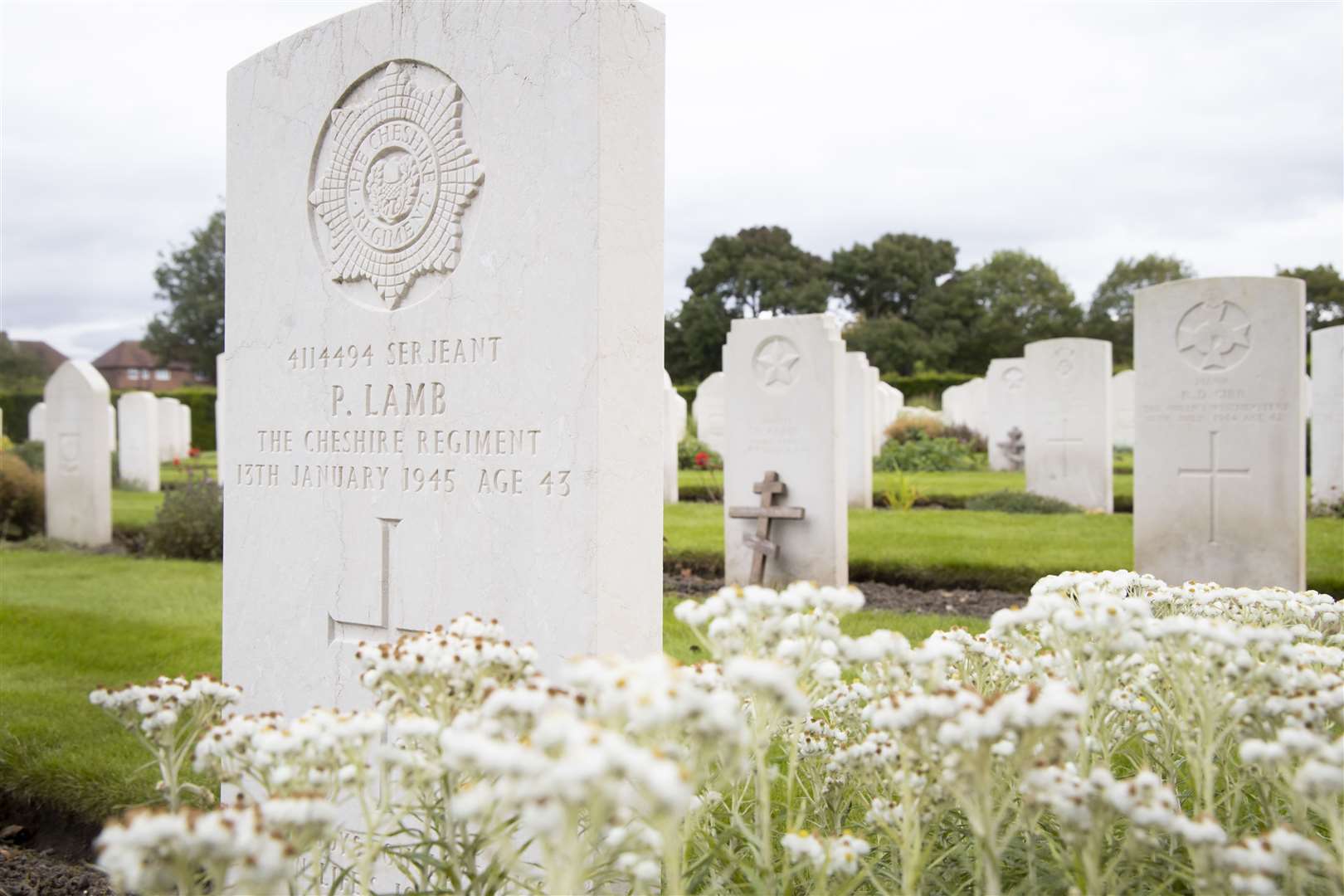 War graves at the Chester (Blacon) Cemetery (Commonwealth War Graves Commission)