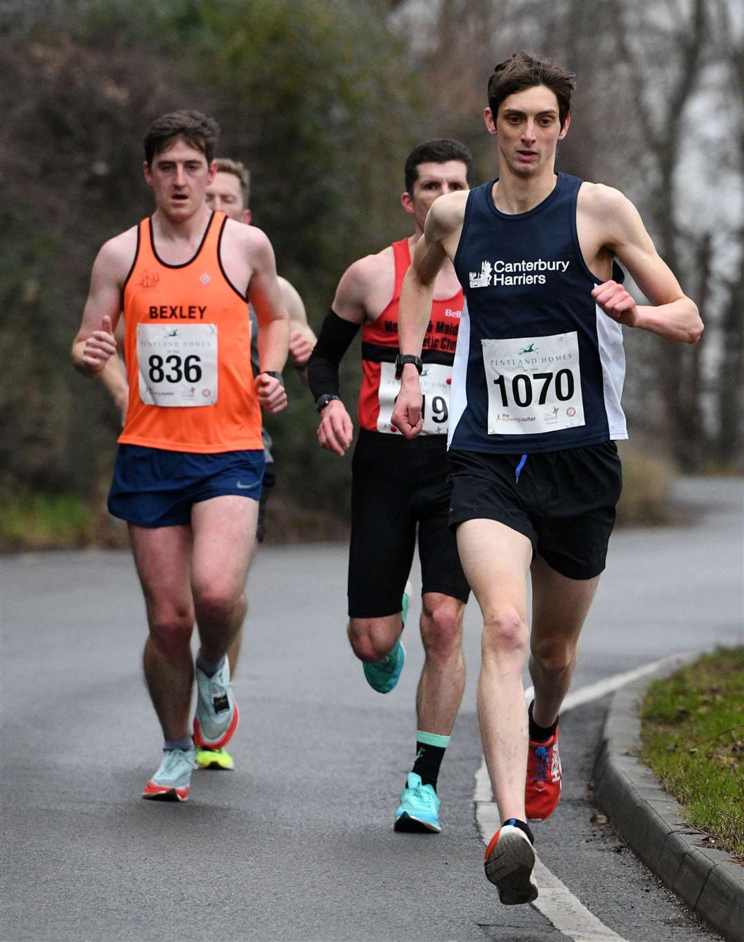 11th-placed Peter Hogben (No.1070) running for Canterbury Harriers. Picture: Barry Goodwin. (54456304)