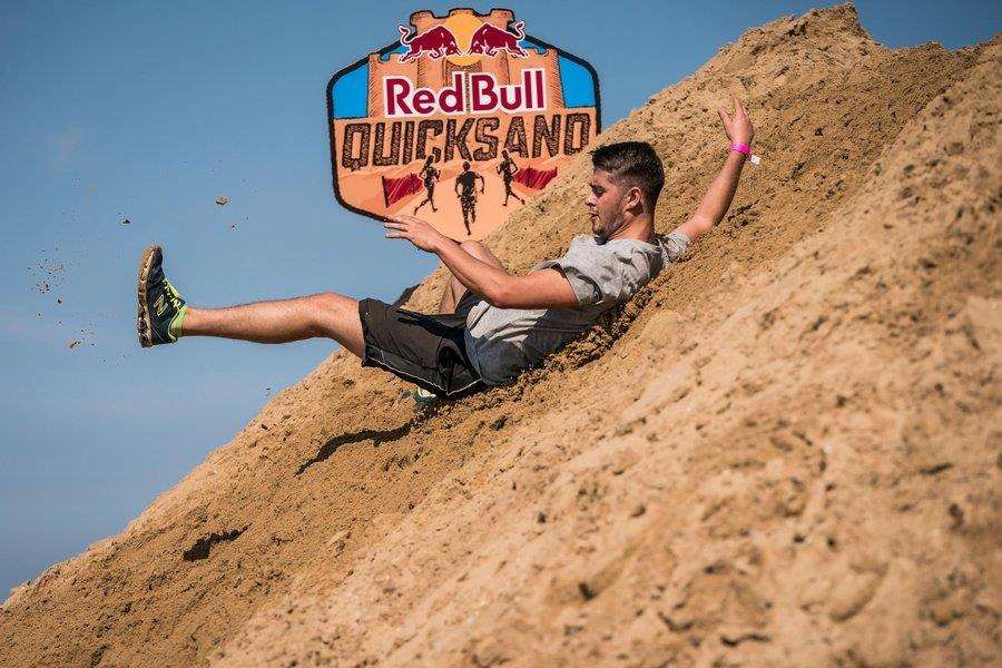 Runners Take on Red Bull Quicksand, Margate, Kent Sept 2018. (6267900)