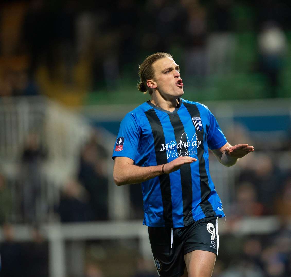 Tom Eaves celebrates a stoppage time equaliser against in the FA Cup against Hartlepool United Picture: Ady Kerry