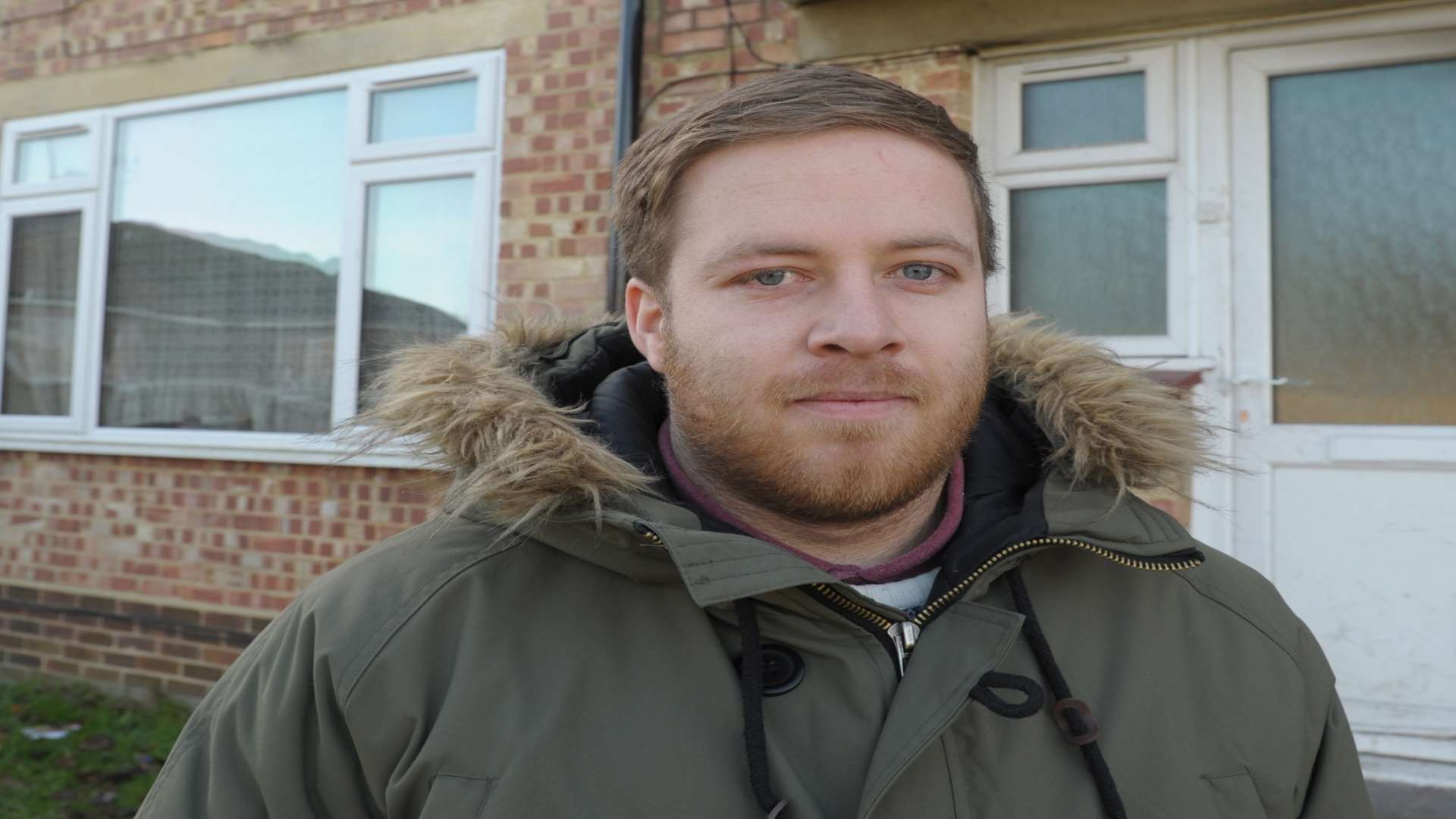 Jason Saunders, who ran into a blazing home to help rescue a family