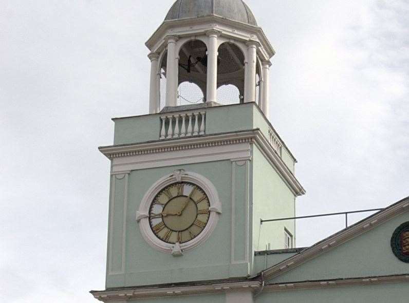 The clock is in need of urgent repairs