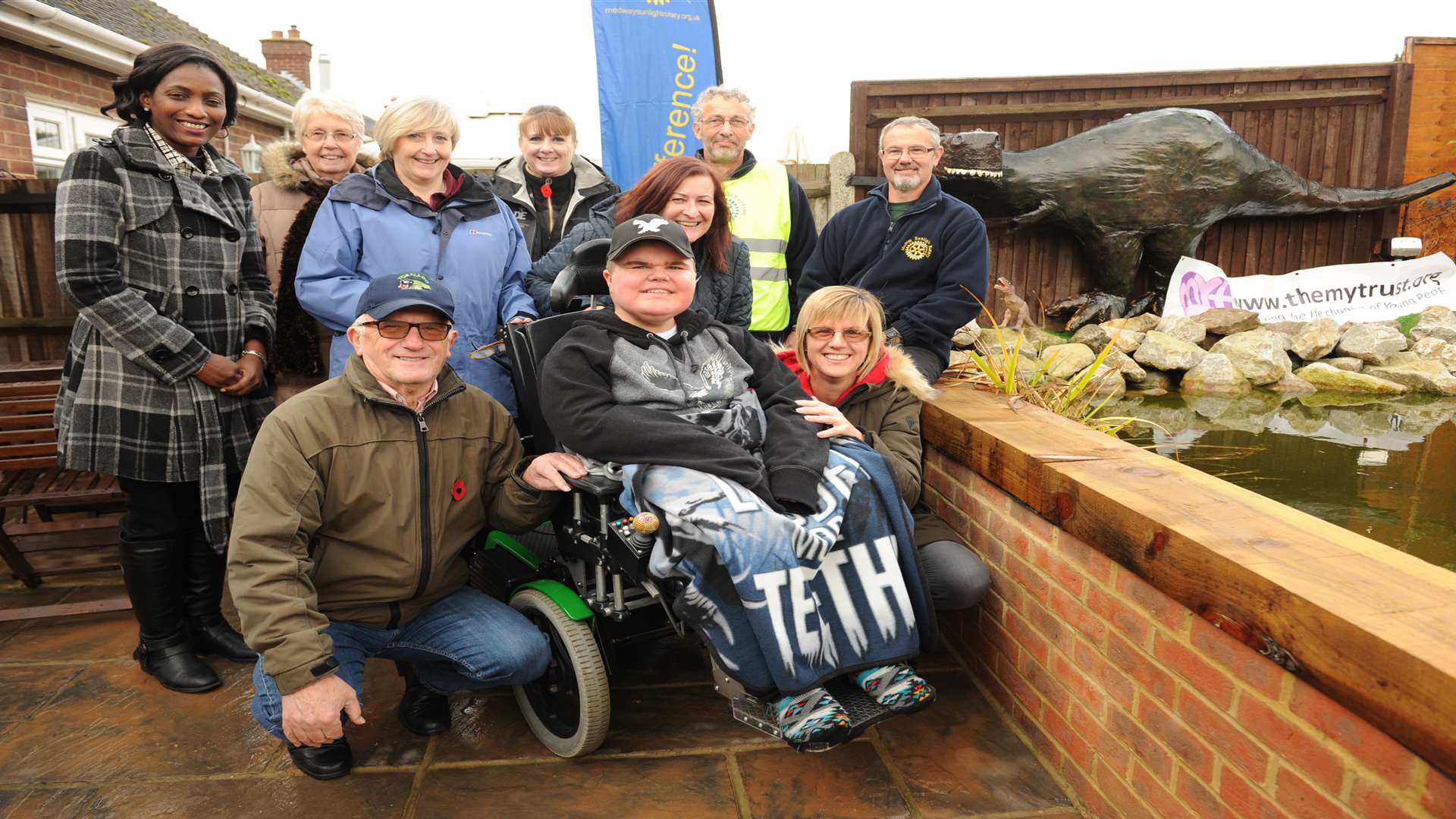 Cam and Lisa with the volunteers and friends who made the project possible