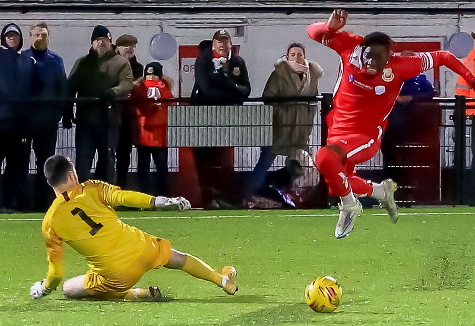 Ronald Sithole beats City keeper Lee Kidman to the ball. Picture: Les Biggs