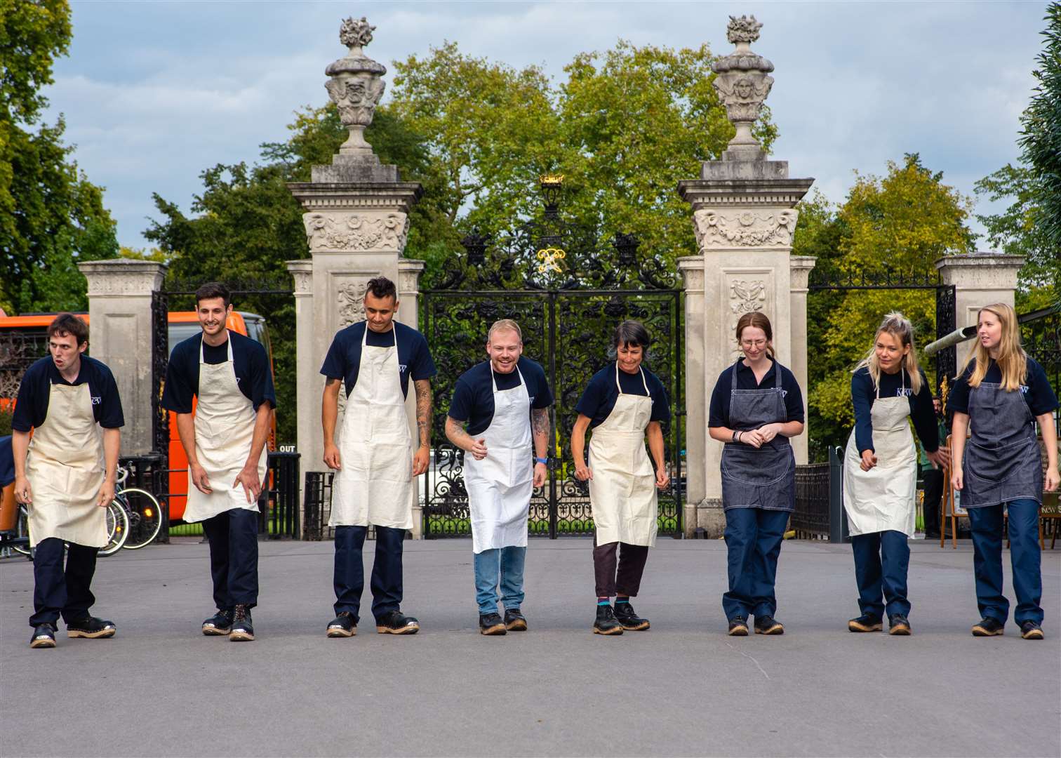 The tradition sees first year students wearing clogs and an apron for the race (RBG Kew)